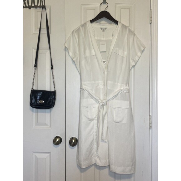 Banana Republic Dresses & Skirts - NWT Size 10 Banana Republic Women's Belted V-Neck Lightweight Linen Dress ($140)
